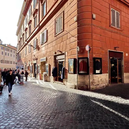 Luxury Sabina 50 Mt From Trevi Fountain * Rom